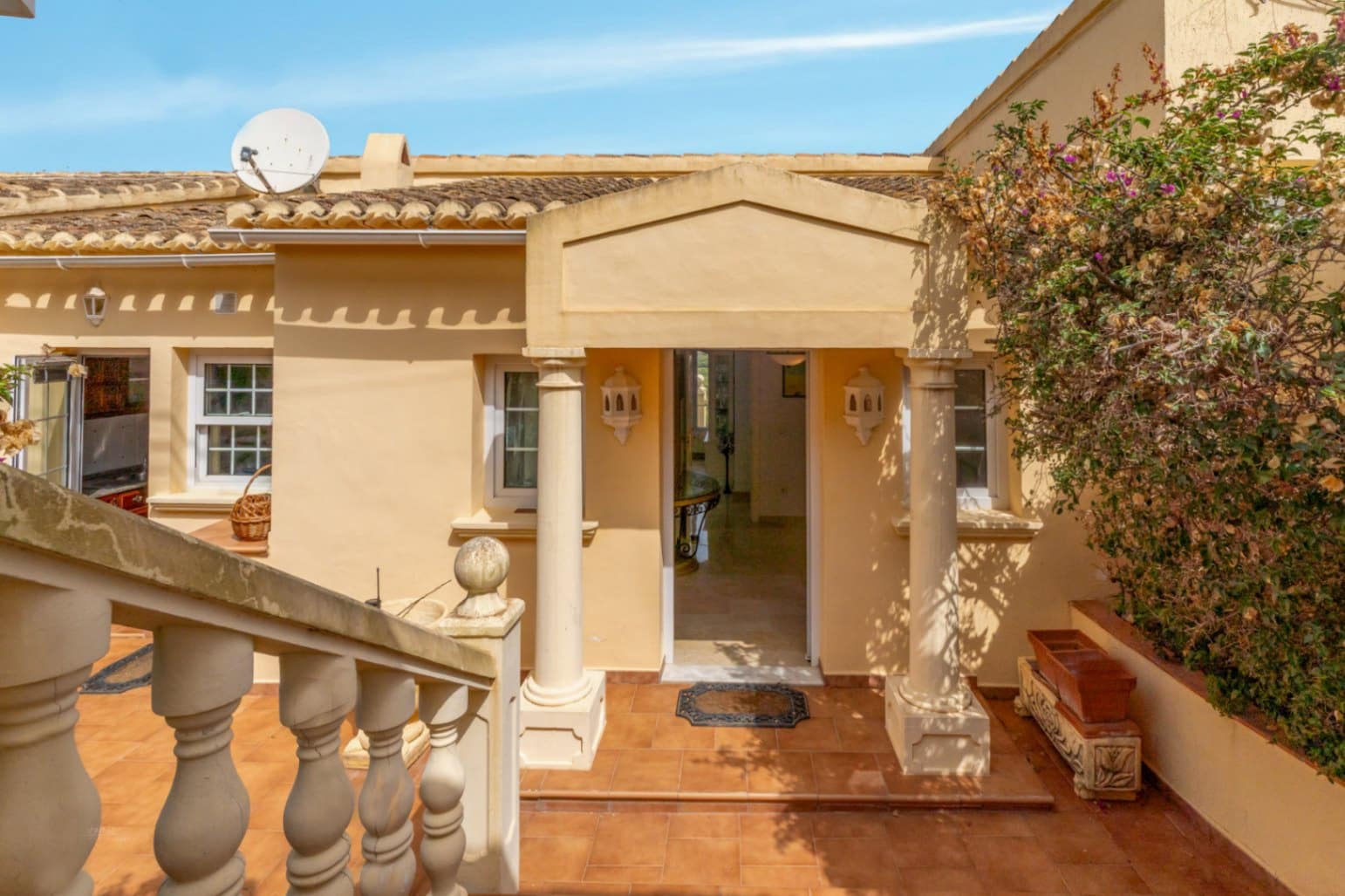 3 slaapkamer Villa te koop in Javea / Xabia met garage - € 780.000 (Ref: 9484170)