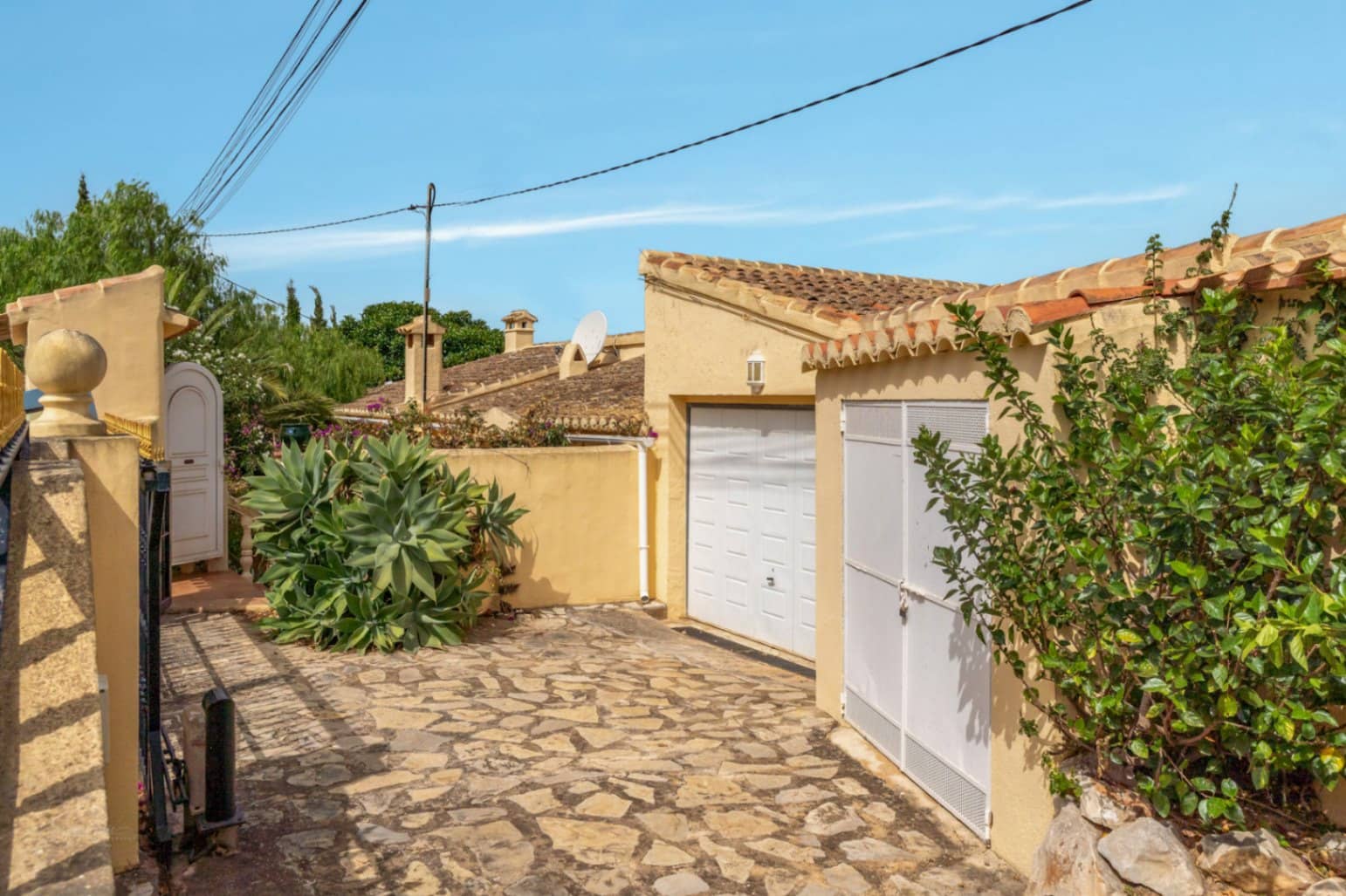 3 slaapkamer Villa te koop in Javea / Xabia met garage - € 780.000 (Ref: 9484170)