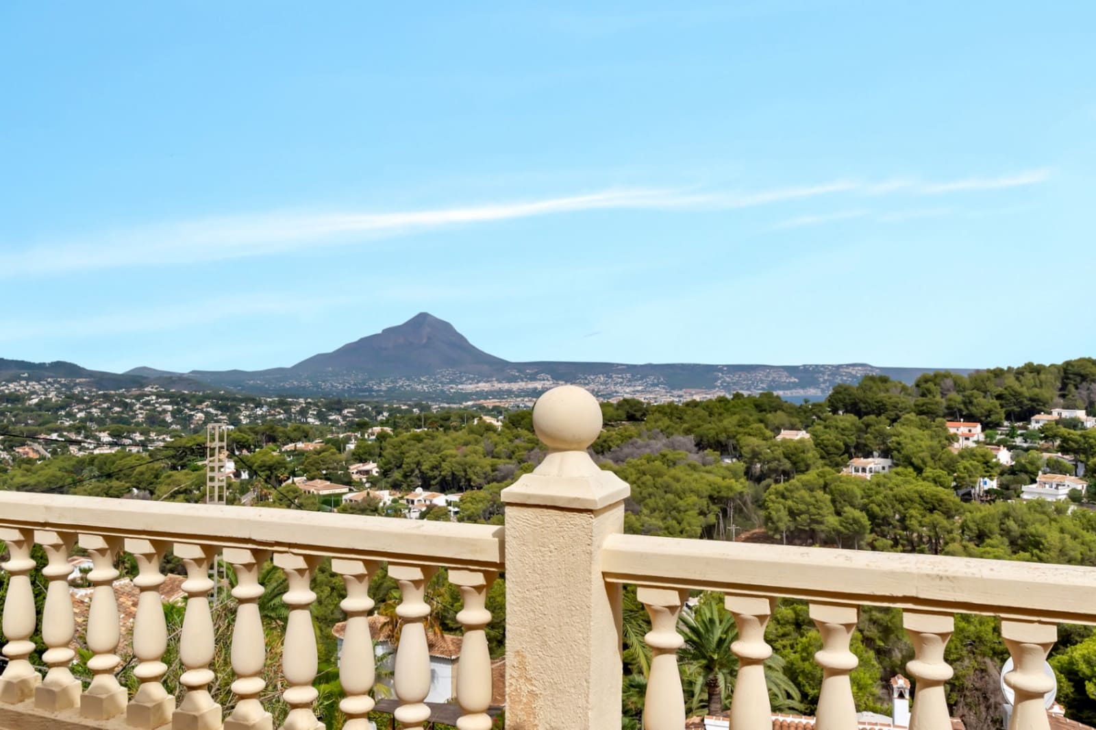 3 slaapkamer Villa te koop in Javea / Xabia met garage - € 780.000 (Ref: 9484170)