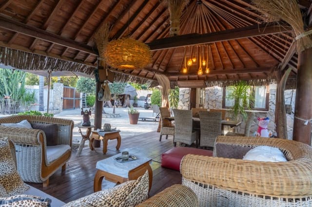 3 soveværelse Villa til salg i Javea / Xàbia med garage - € 895.000 (Ref: 9484171)