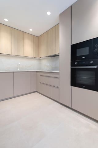 3 makuuhuone Asunto myytävänä paikassa La Gran Via, Valencia kaupunki - 680 000 € (Ref: 9484172)