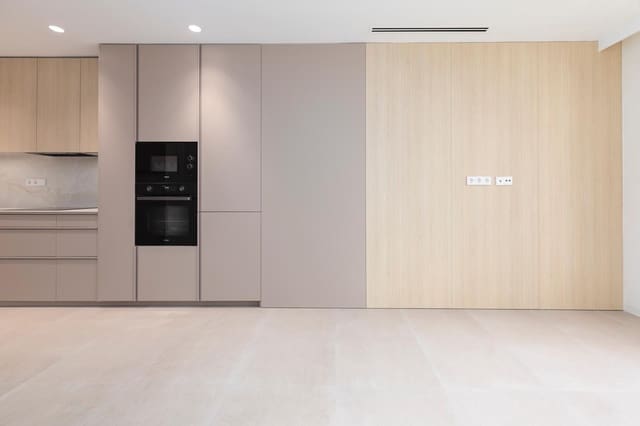 3 makuuhuone Asunto myytävänä paikassa La Gran Via, Valencia kaupunki - 680 000 € (Ref: 9484172)