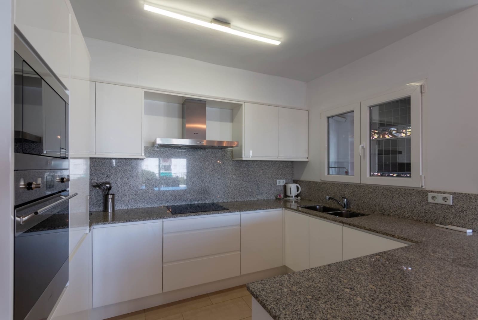 2 makuuhuone Huoneisto myytävänä paikassa Javea / Xabia mukana 
autotalli - 349 000 € (Ref: 9484197)