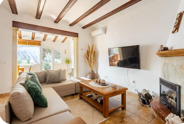 4 slaapkamer Villa te koop in Cap Martí - El Tossalet - Pinomar, Javea / Xàbia met garage - € 685.000 (Ref: 9484205)