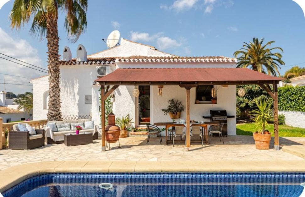 4 slaapkamer Villa te koop in Javea / Xabia met garage - € 685.000 (Ref: 9484205)