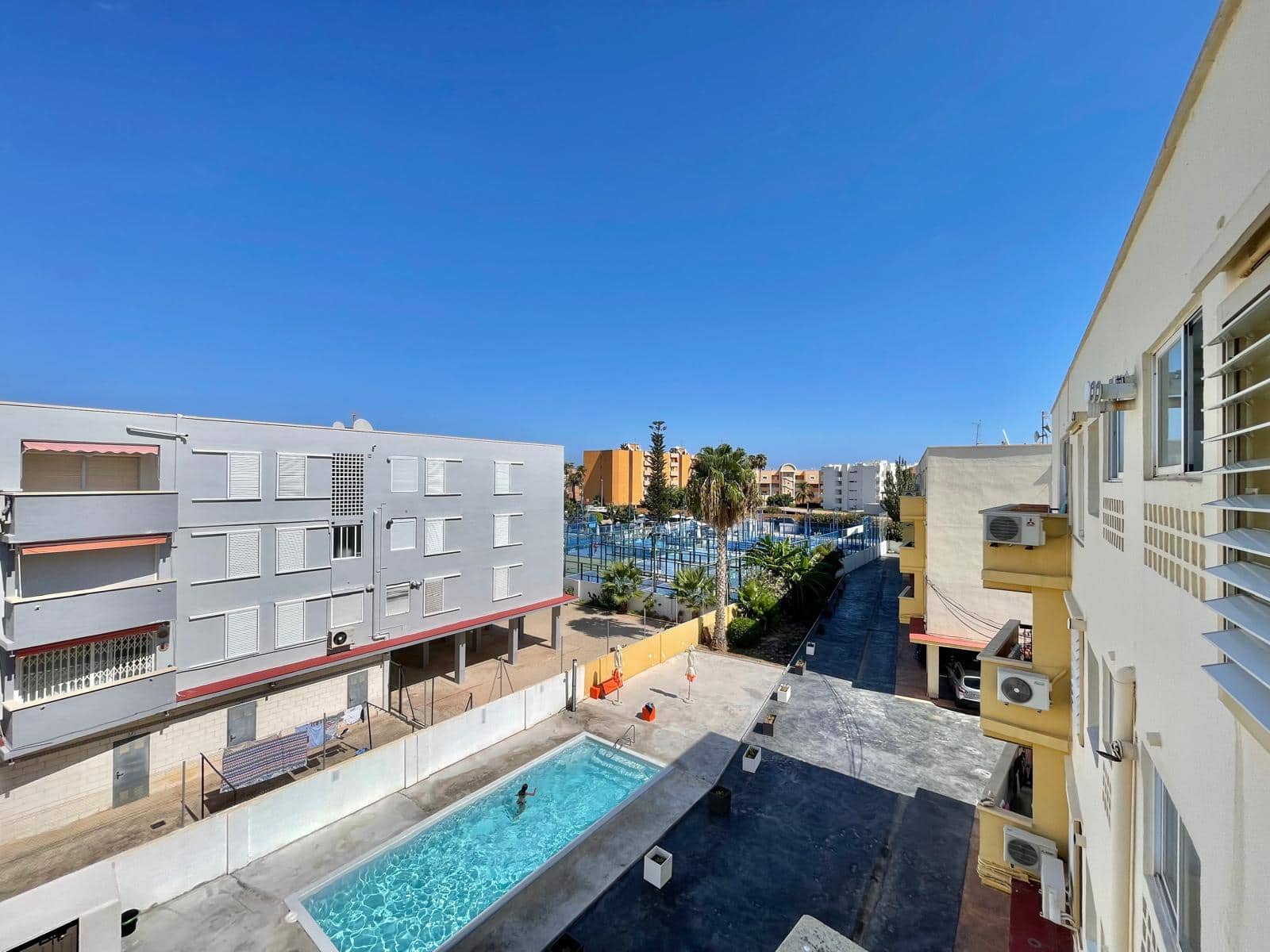 2 slaapkamer Appartement te koop in Javea / Xabia met garage - € 274.000 (Ref: 9484221)