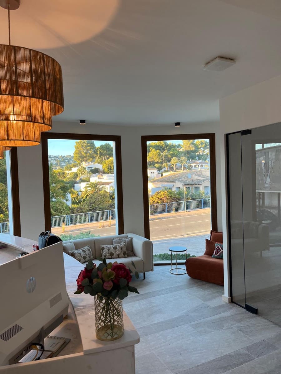 5 soveværelse Erhverv til leje i Moraira med garage - € 5.000 (Ref: 9484224)