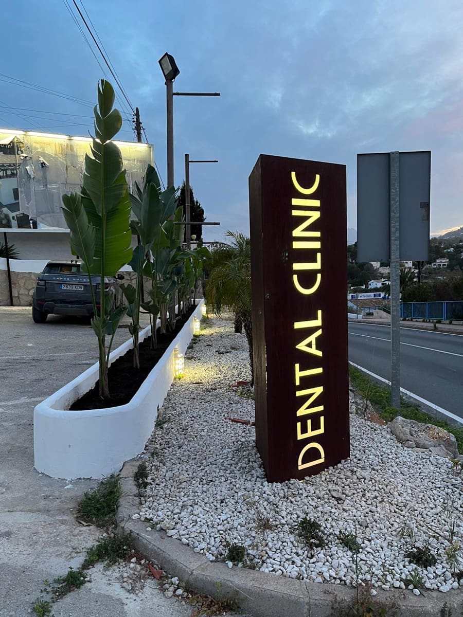 5 soveværelse Erhverv til leje i Moraira med garage - € 5.000 (Ref: 9484224)