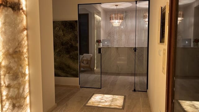 5 soveværelse Erhverv til leje i Moravit - Cap Blanc, Teulada-Moraira med garage - € 5.000 (Ref: 9484224)