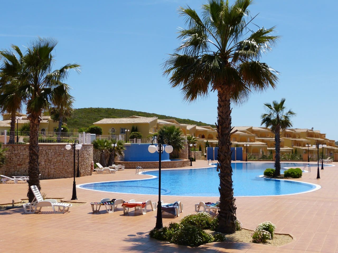 2 bedroom Apartment for sale in Benitachell / Benitatxell with garage - € 190,000 (Ref: 9484228)