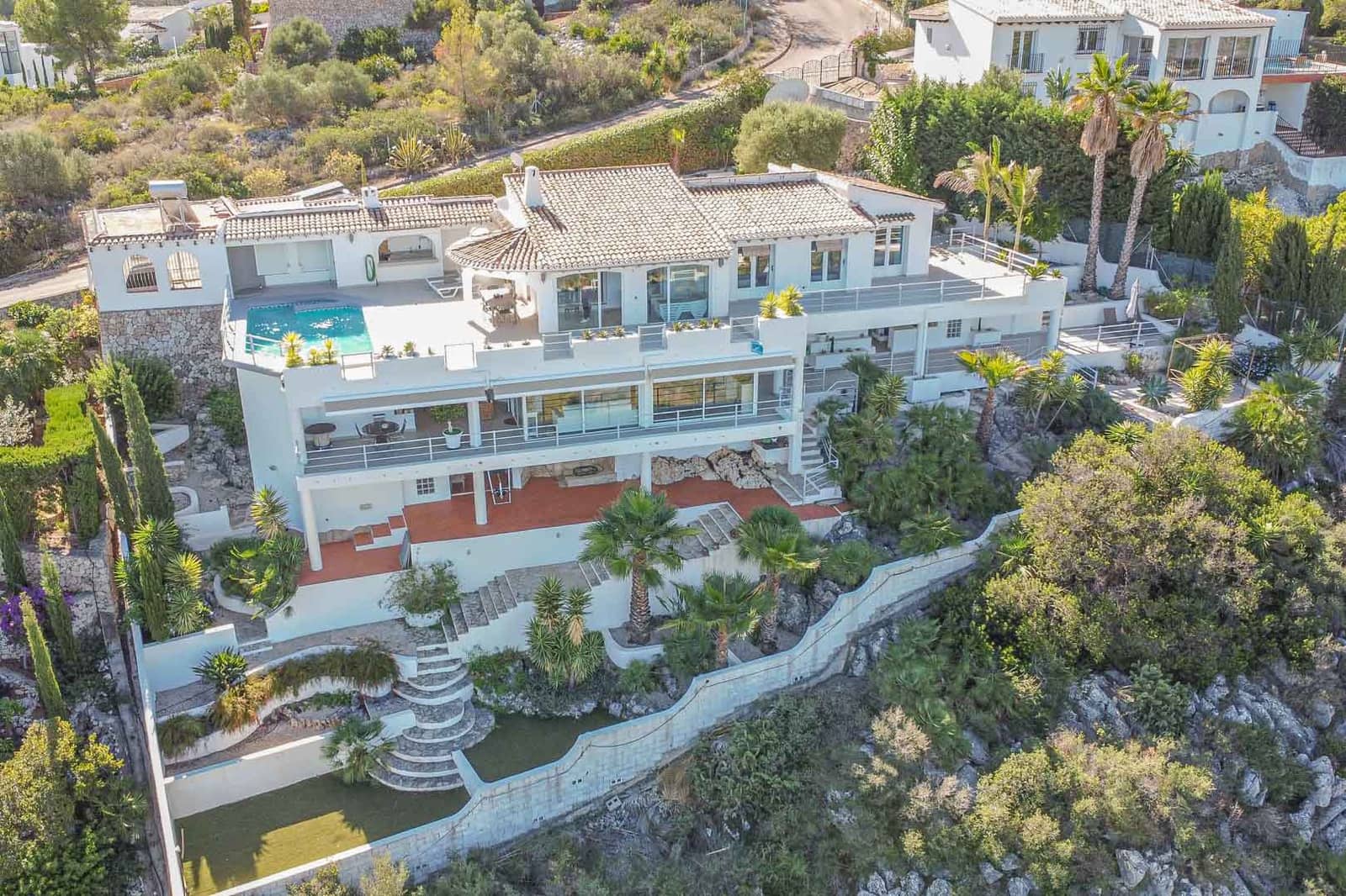 5 bedroom Villa for sale in Pego with garage - € 895,000 (Ref: 9484229)