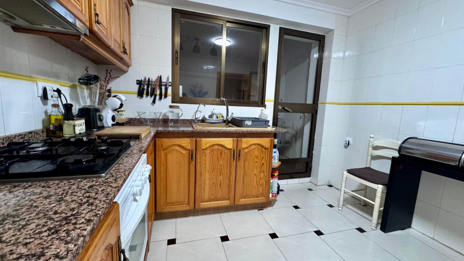 Apartamento de 3 habitaciones en Dénia en venta - 186.000 € (Ref: 9484231)