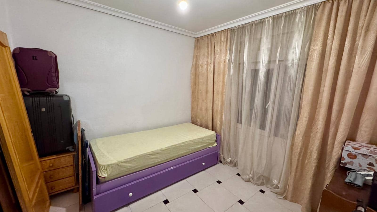 Apartamento de 3 habitaciones en Dénia en venta - 186.000 € (Ref: 9484231)