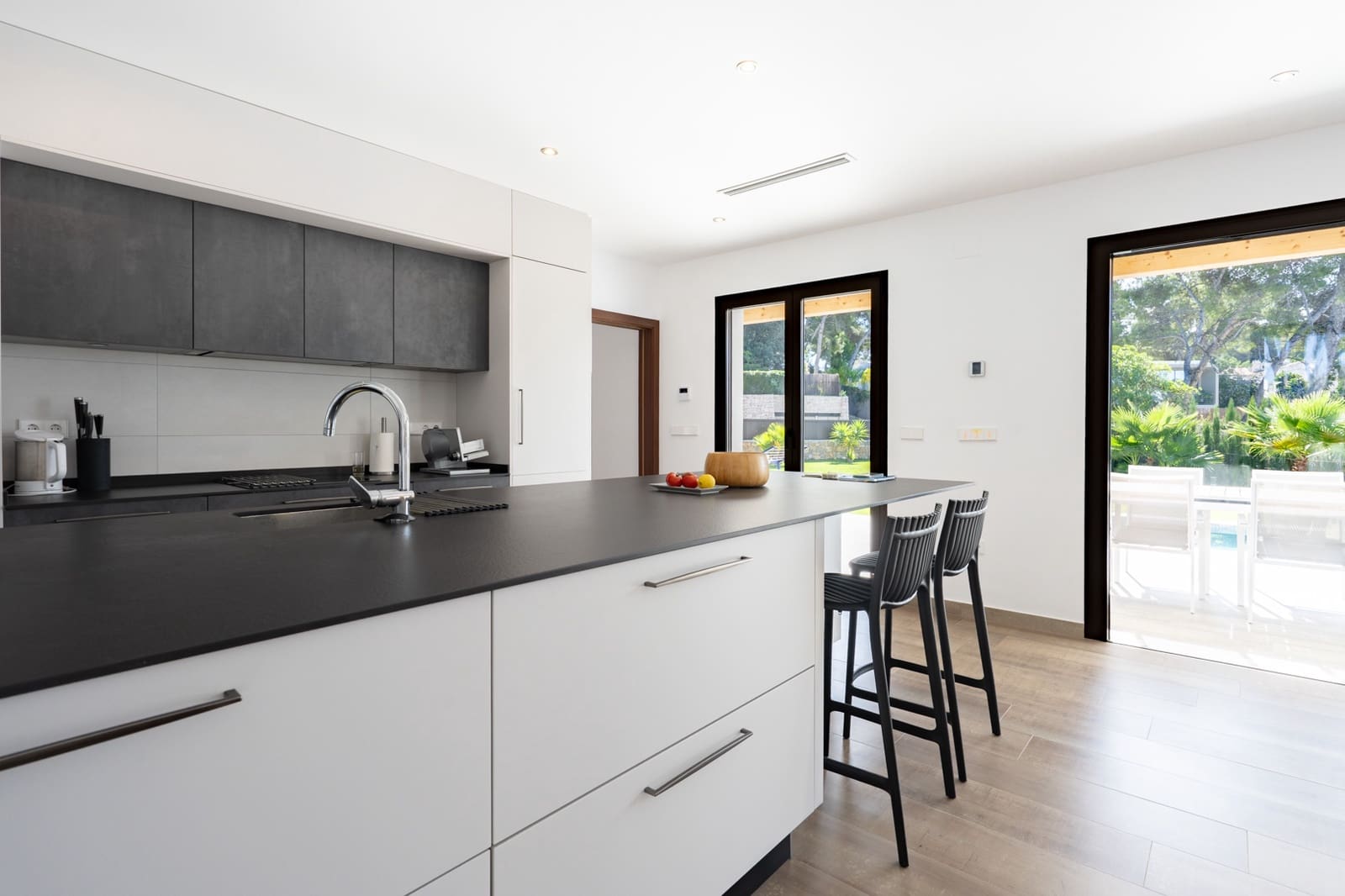 3 slaapkamer Villa te koop in Javea / Xabia met garage - € 1.790.000 (Ref: 9484238)