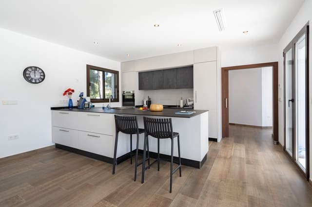 3 slaapkamer Villa te koop in Cap Martí - El Tossalet - Pinomar, Javea / Xàbia met garage - € 1.790.000 (Ref: 9484238)