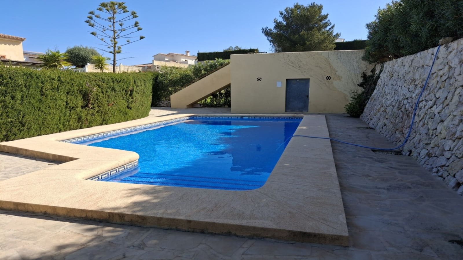2 bedroom Villa for sale in Benitachell / Benitatxell with garage - € 299,000 (Ref: 9484240)