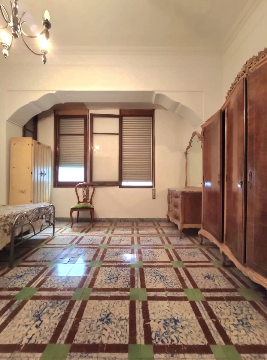 5 bedroom Townhouse for sale in Pedreguer - € 320,000 (Ref: 9484249)