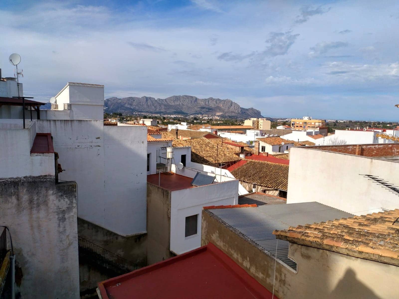 5 bedroom Townhouse for sale in Pedreguer - € 320,000 (Ref: 9484249)