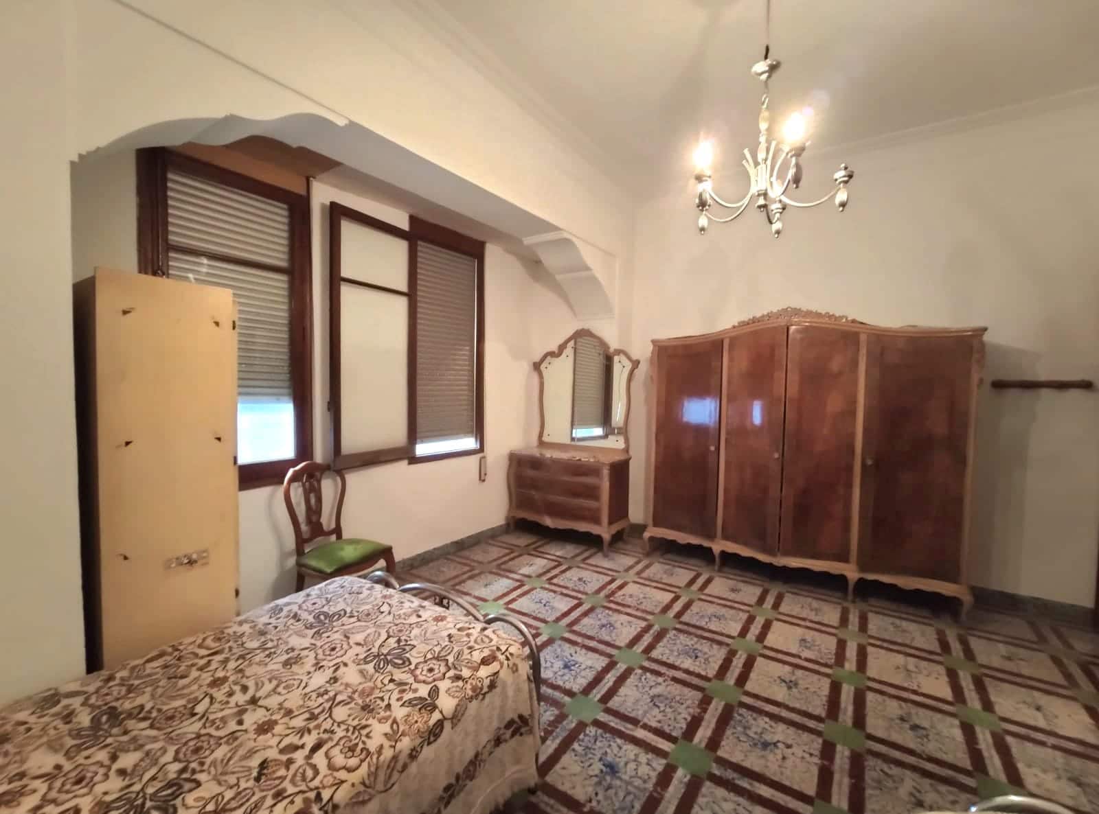 5 bedroom Townhouse for sale in Pedreguer - € 320,000 (Ref: 9484249)