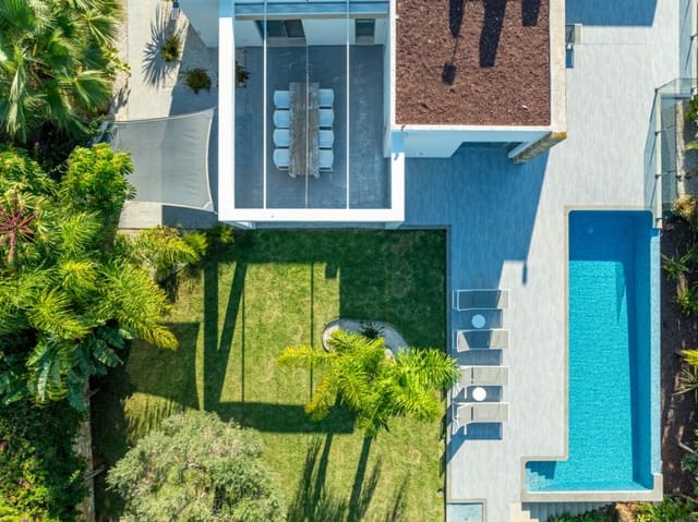 5 slaapkamer Villa te koop in Javea / Xàbia met garage - € 1.695.000 (Ref: 9484254)