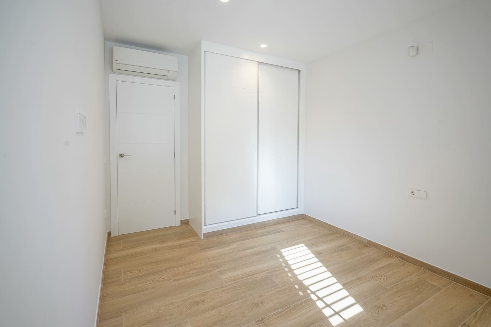 3 soveværelse Villa til salg i Benissa med garage - € 725.000 (Ref: 9484255)