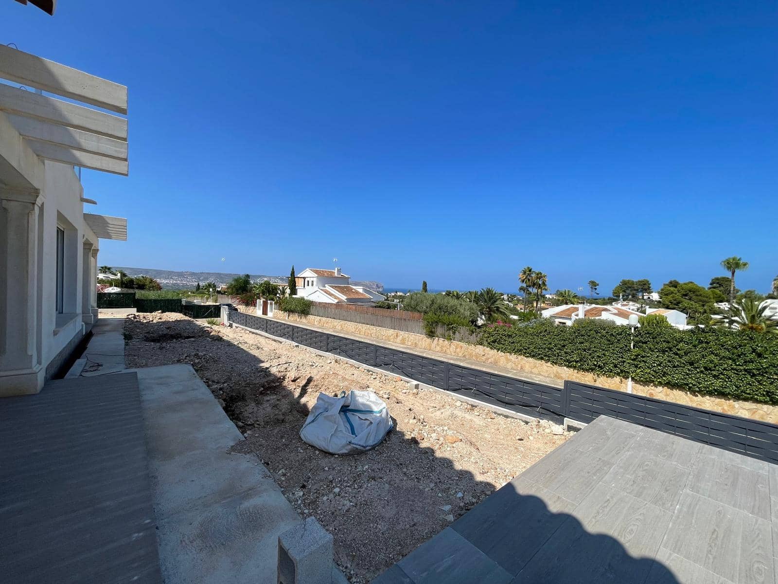 4 makuuhuone Huvila myytävänä paikassa Pinosol mukana 
autotalli - 1 275 000 € (Ref: 9484256)