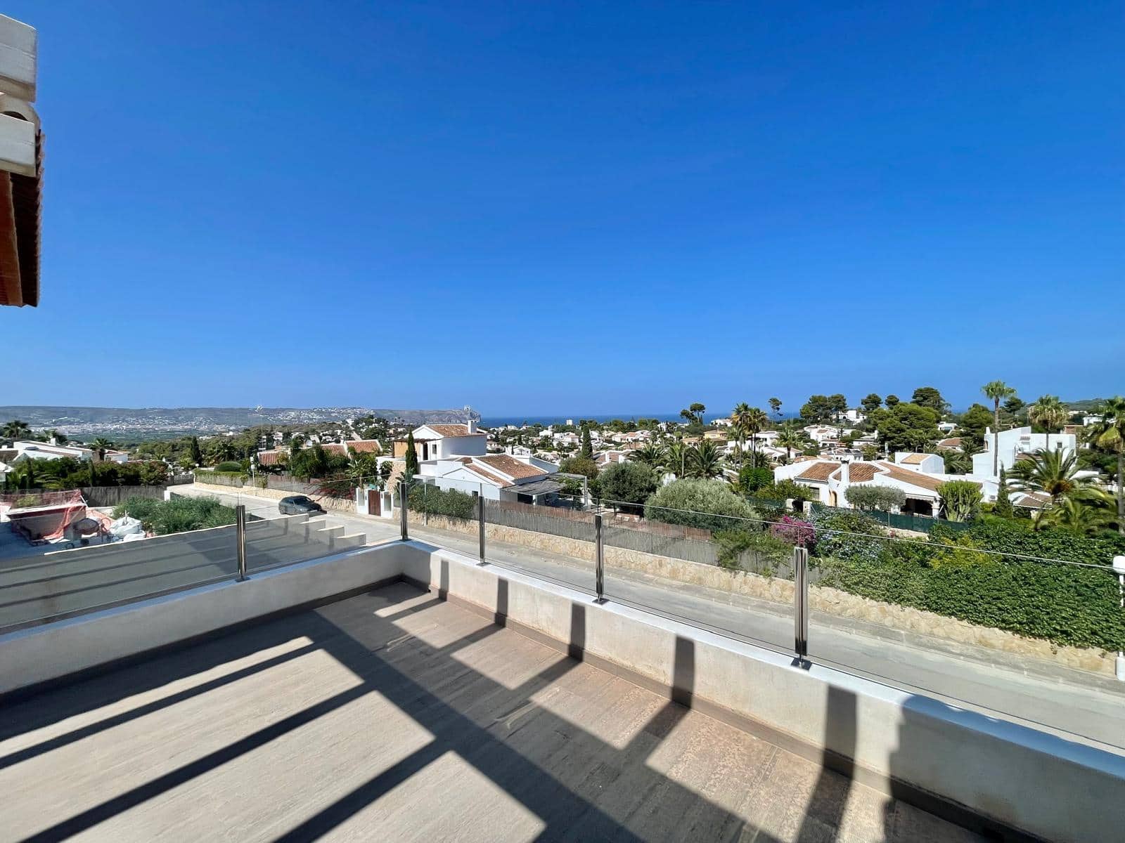 4 makuuhuone Huvila myytävänä paikassa Pinosol mukana 
autotalli - 1 275 000 € (Ref: 9484256)