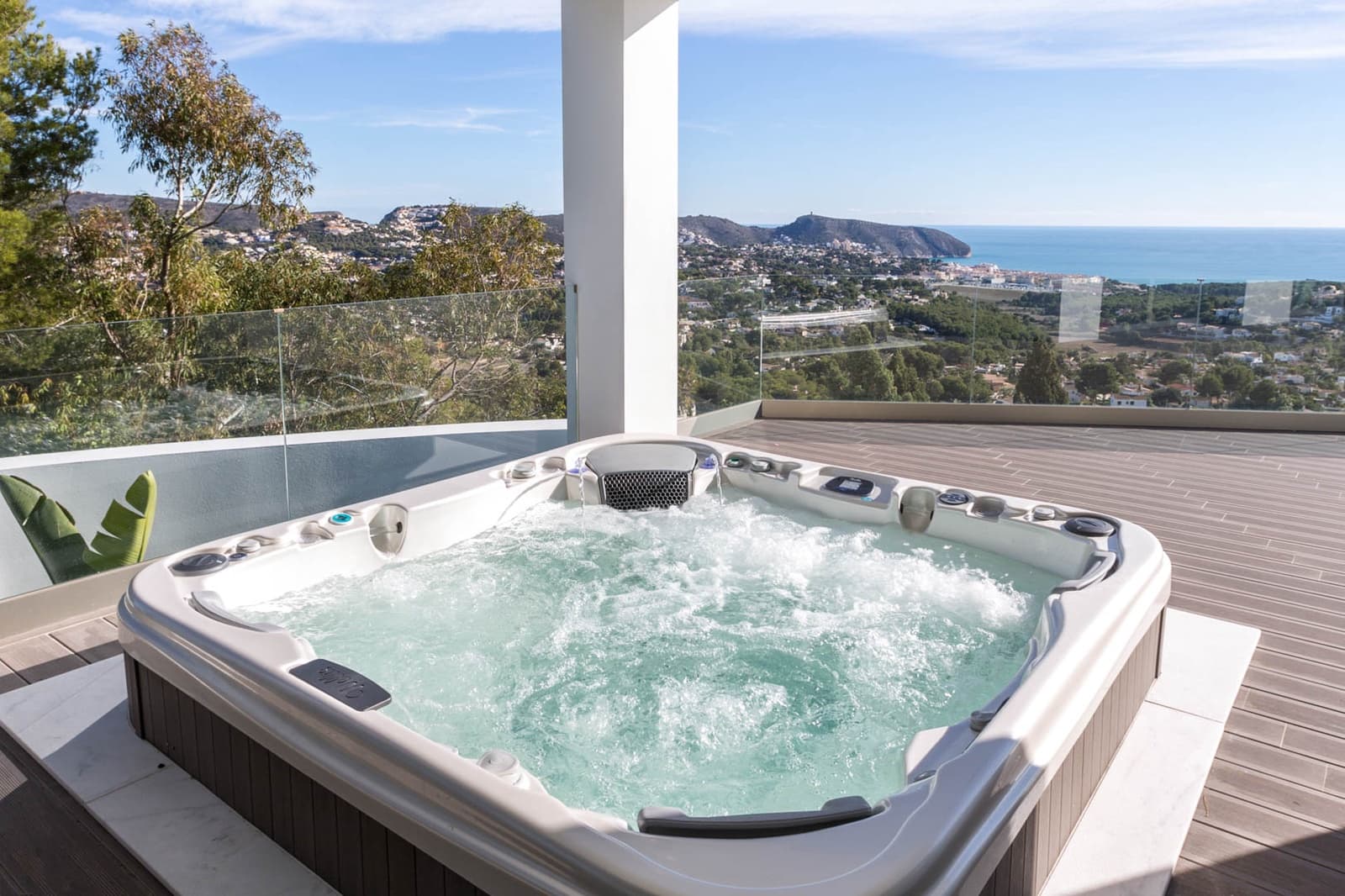 5 bedroom Villa for sale in Moraira with garage - € 1,990,000 (Ref: 9484258)