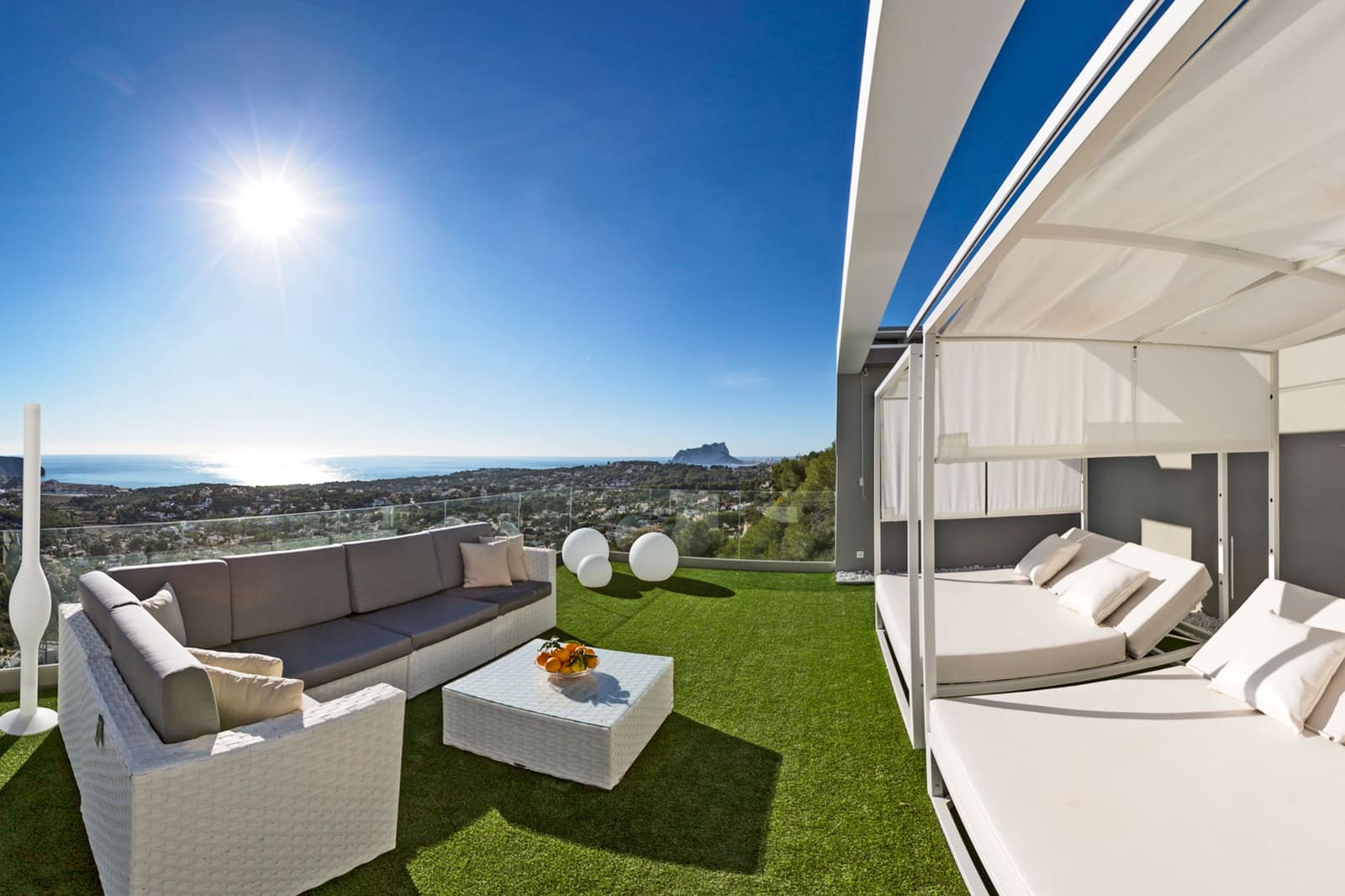 5 bedroom Villa for sale in Moraira with garage - € 1,990,000 (Ref: 9484258)