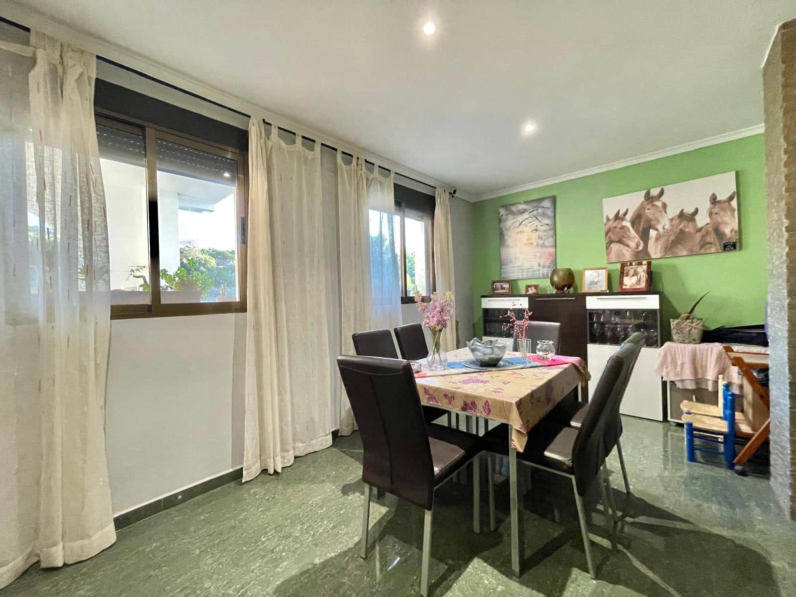 4 quarto Casa em Banda para venda em Gata de Gorgos com garagem - 325 000 € (Ref: 9484260)