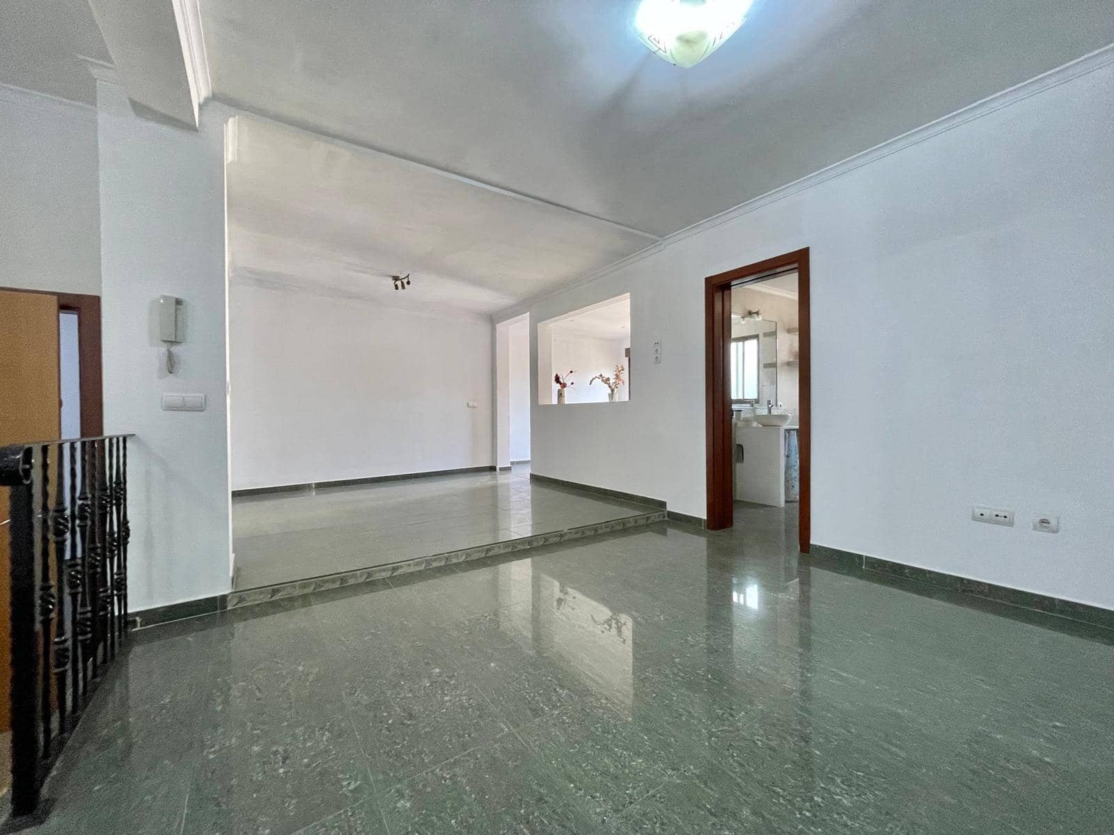 4 quarto Casa em Banda para venda em Gata de Gorgos com garagem - 325 000 € (Ref: 9484260)