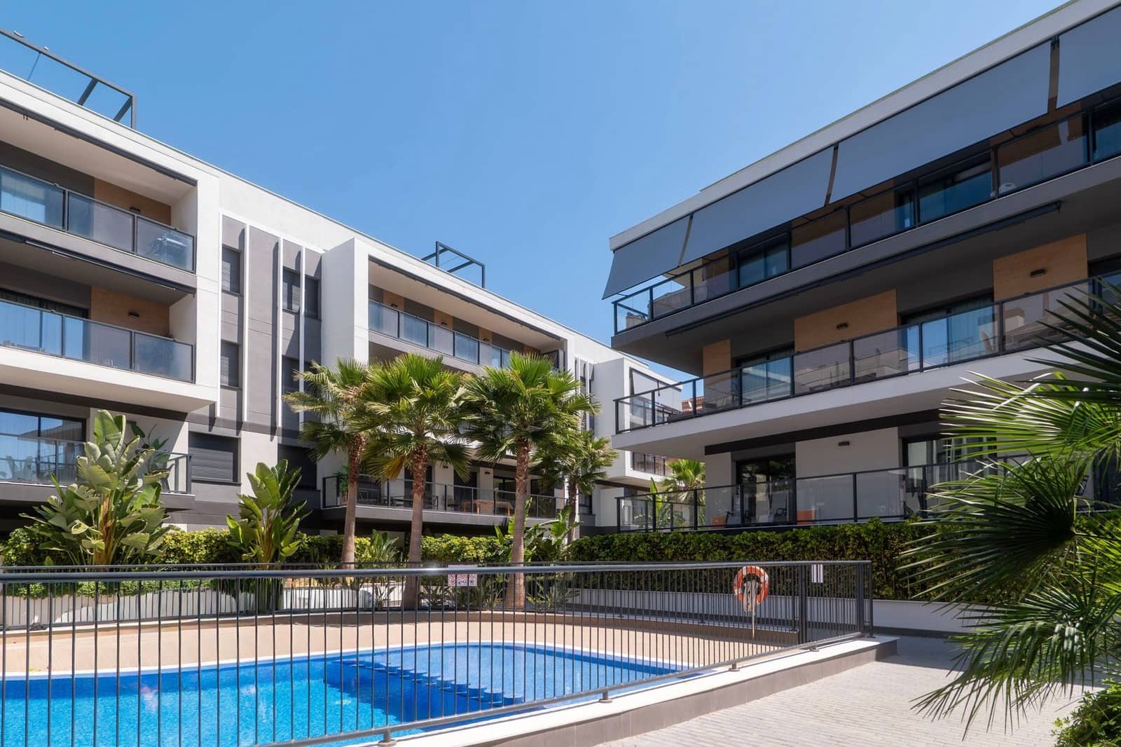 Apartamento de 2 habitaciones en Javea / Xàbia en venta con garaje - 385.000 € (Ref: 9484265)