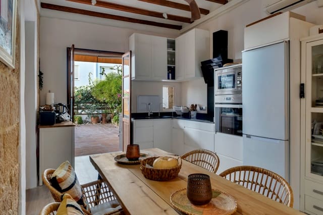 8 makuuhuone Omakotitalo myytävänä paikassa Javea / Xàbia - 960 000 € (Ref: 9484266)