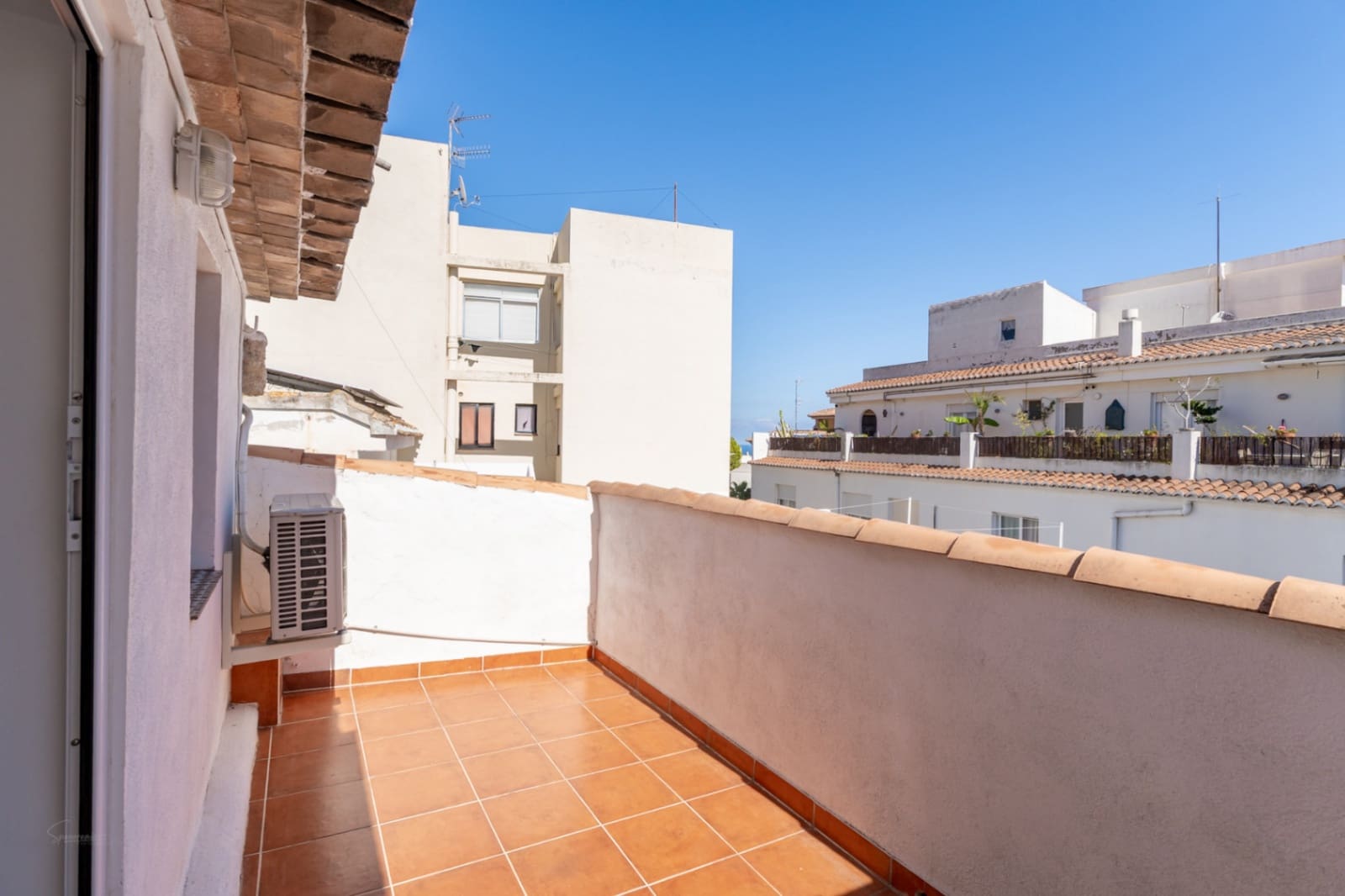 8 makuuhuone Omakotitalo myytävänä paikassa Javea / Xabia - 960 000 € (Ref: 9484266)