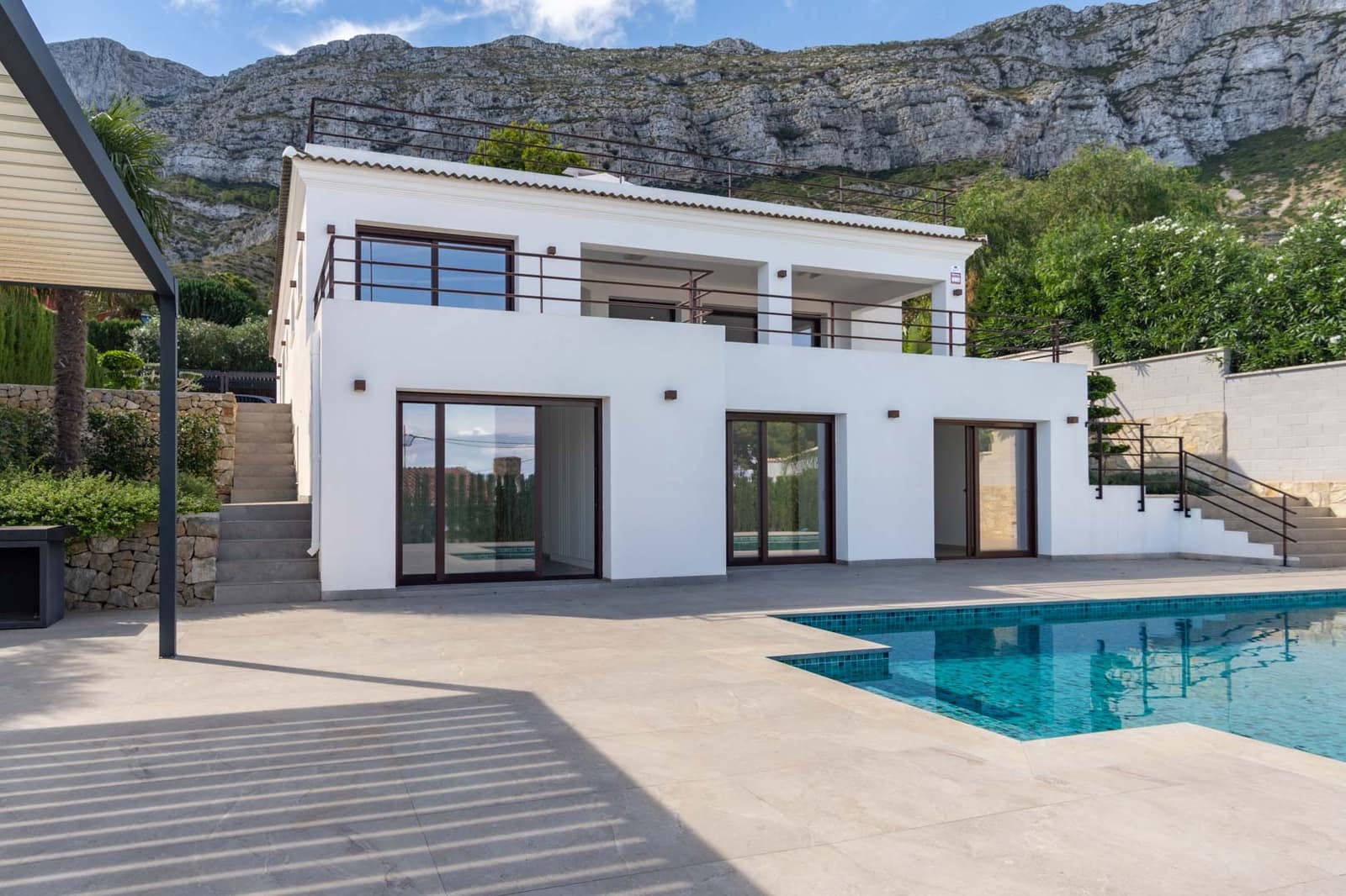 4 slaapkamer Villa te koop in Denia met garage - € 999.000 (Ref: 9484268)