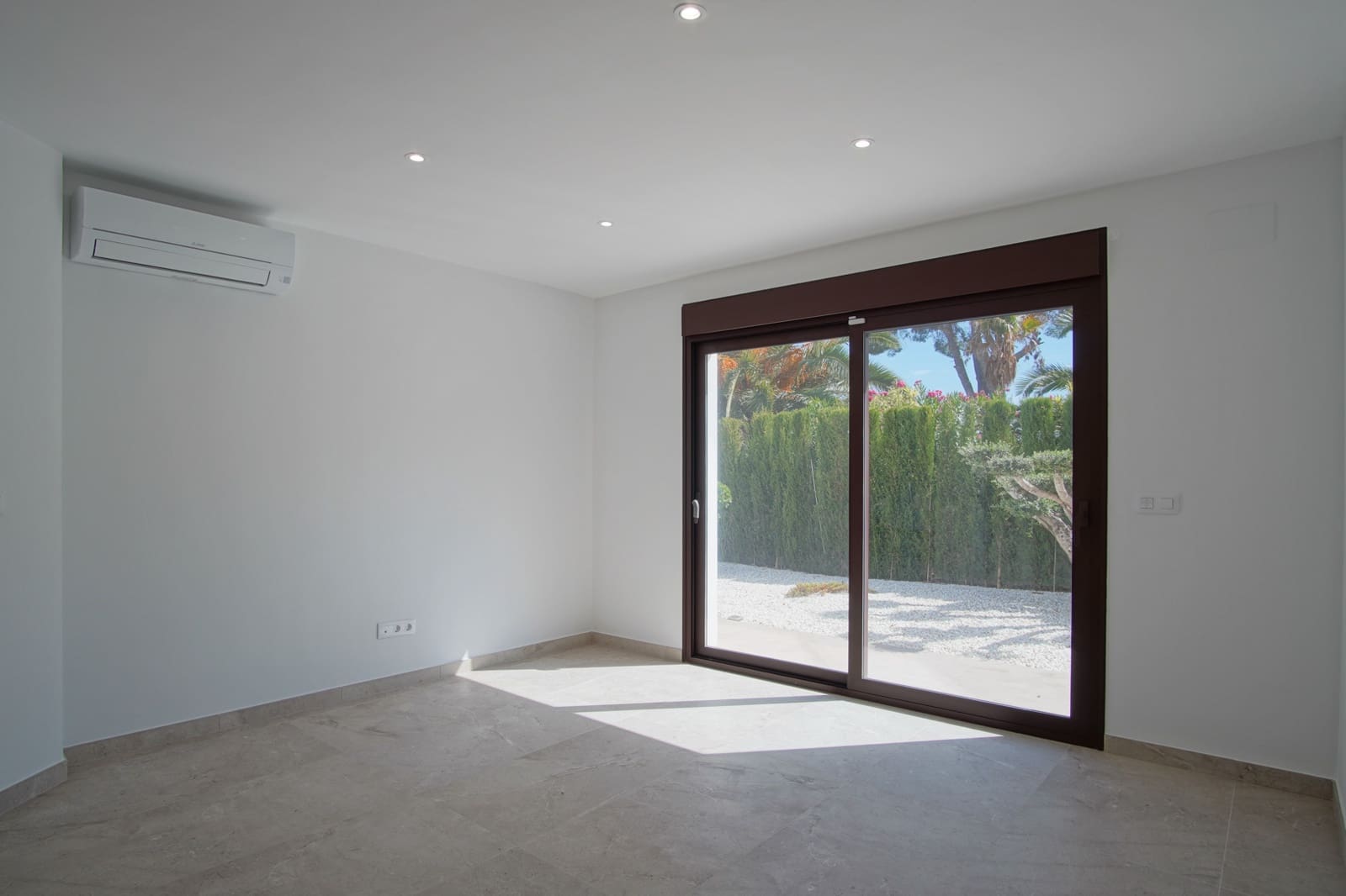 4 slaapkamer Villa te koop in Denia met garage - € 999.000 (Ref: 9484268)