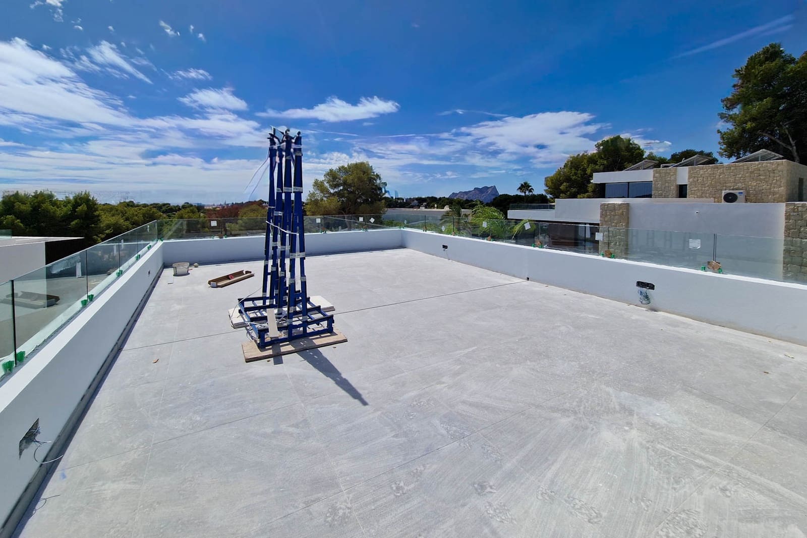 4 bedroom Villa for sale in Teulada with garage - € 1,995,000 (Ref: 9484269)