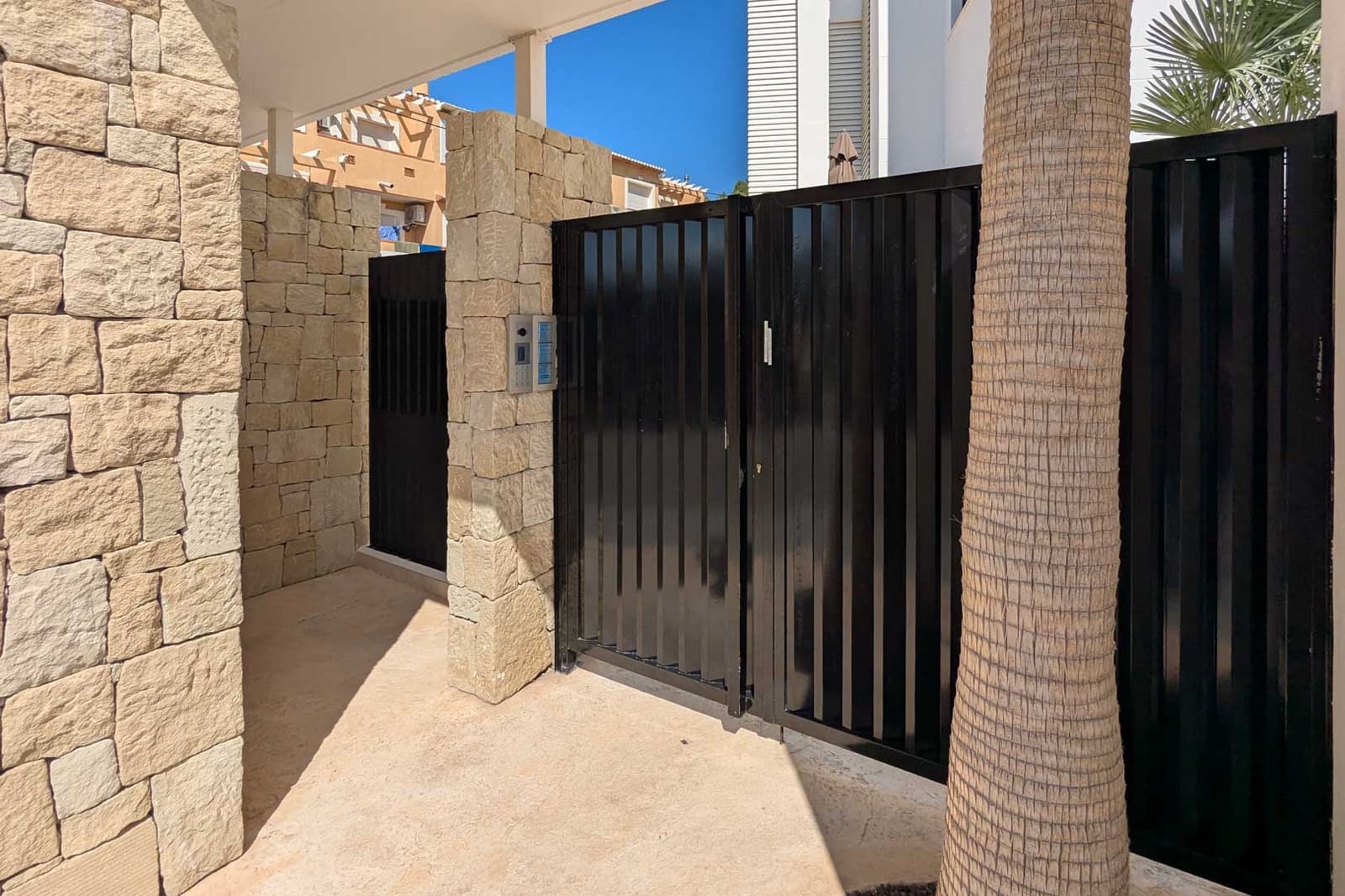 Ático de 3 habitaciones en Dénia en venta con garaje - 750.000 € (Ref: 9484270)