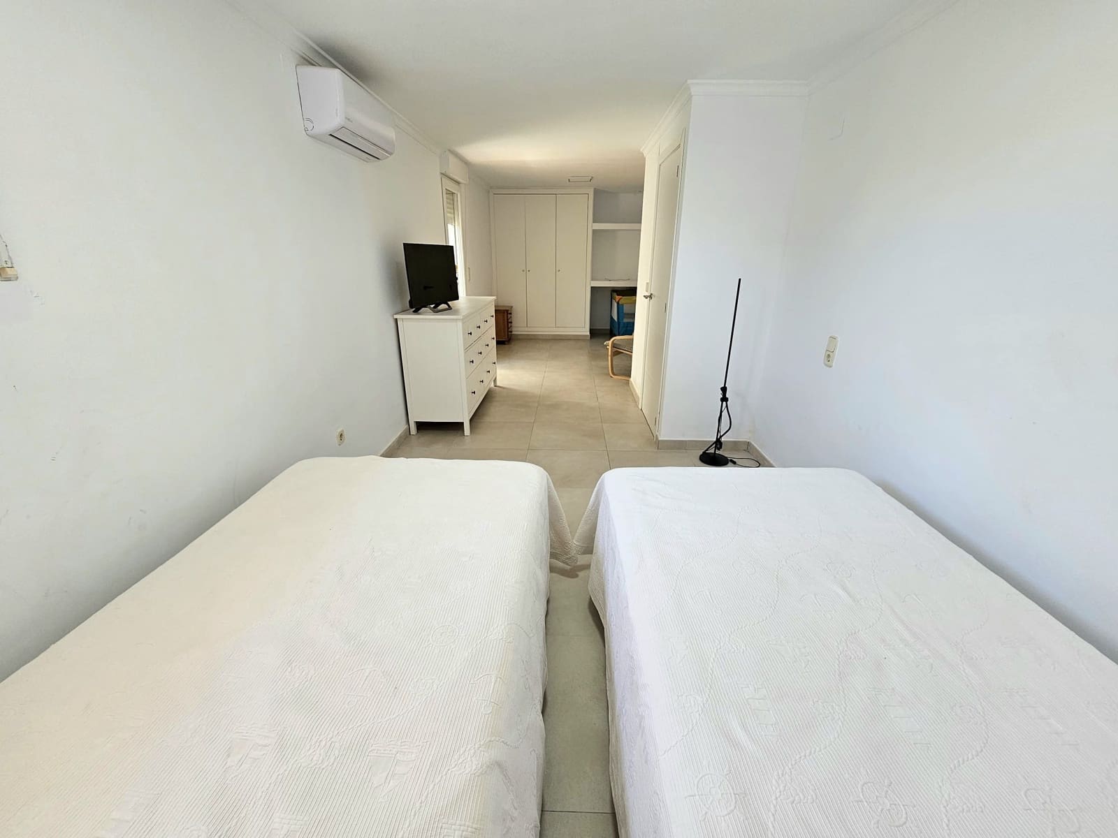 5 makuuhuone Paritalo myytävänä paikassa Javea / Xabia mukana 
autotalli - 770 000 € (Ref: 9484279)