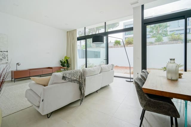 3 slaapkamer Halfvrijstaande villa te koop in Cometa - Carrió, Calpe / Calp met garage - € 755.000 (Ref: 9484282)