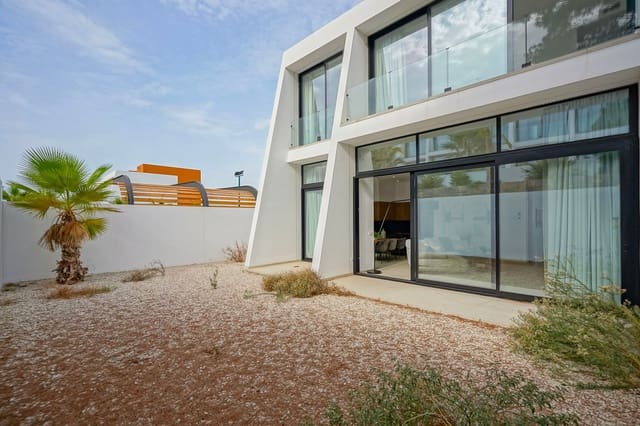 3 slaapkamer Halfvrijstaande villa te koop in Cometa - Carrió, Calpe / Calp met garage - € 755.000 (Ref: 9484282)