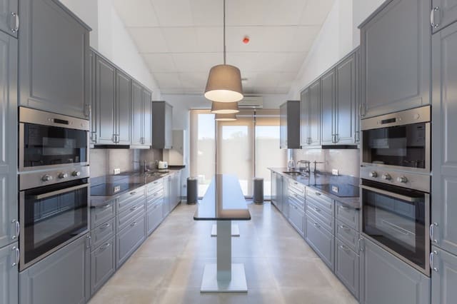 16 makuuhuone Hotelli myytävänä paikassa Montgó - Ermita, Javea / Xàbia mukana 
autotalli - 2 800 000 € (Ref: 9484289)