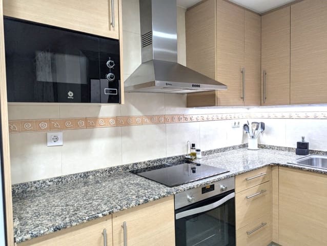 3 bedroom Apartment for sale in Centro Urbano, Dénia - € 356,000 (Ref: 9484291)