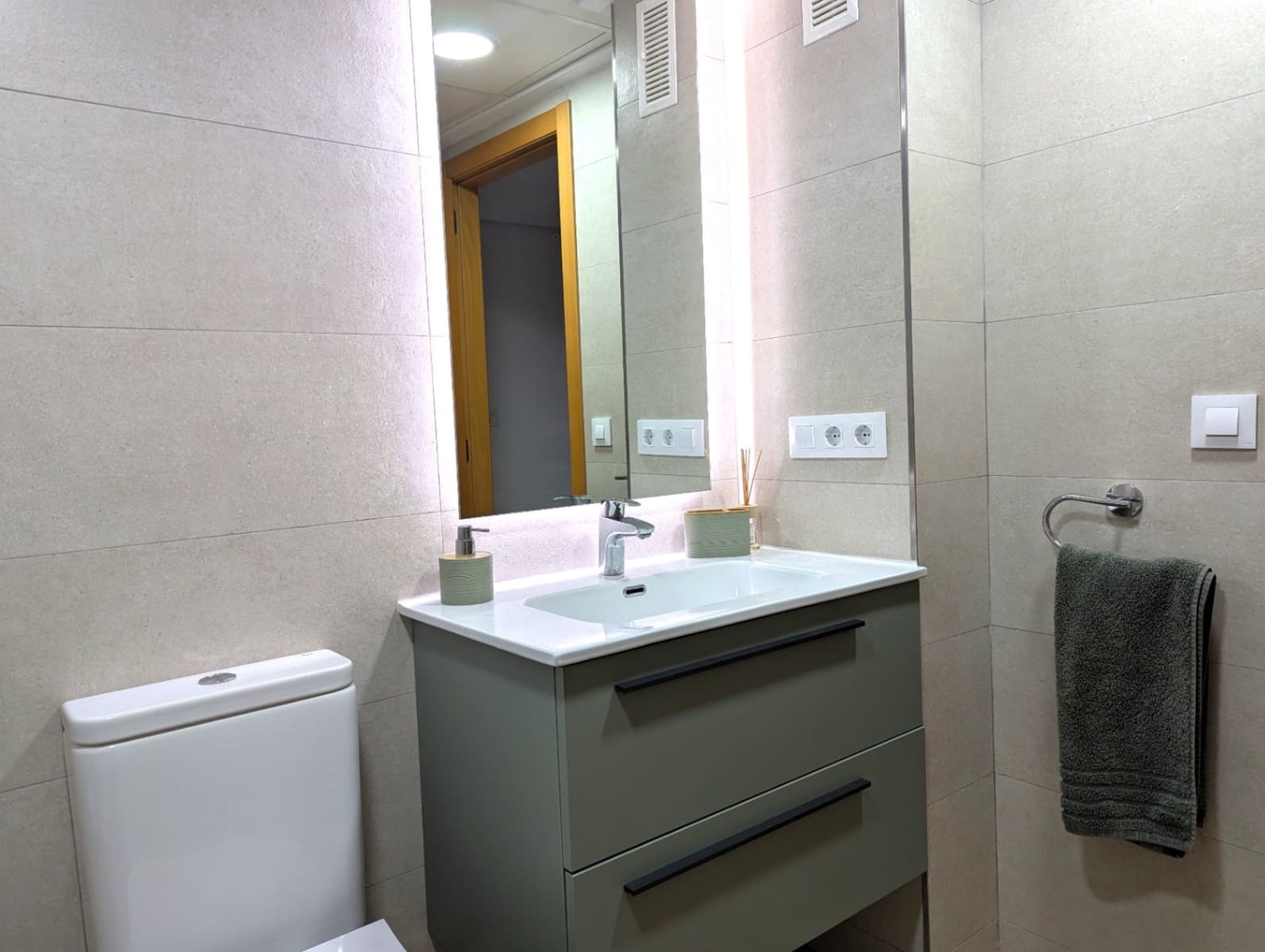 3 bedroom Apartment for sale in Denia - € 356,000 (Ref: 9484291)