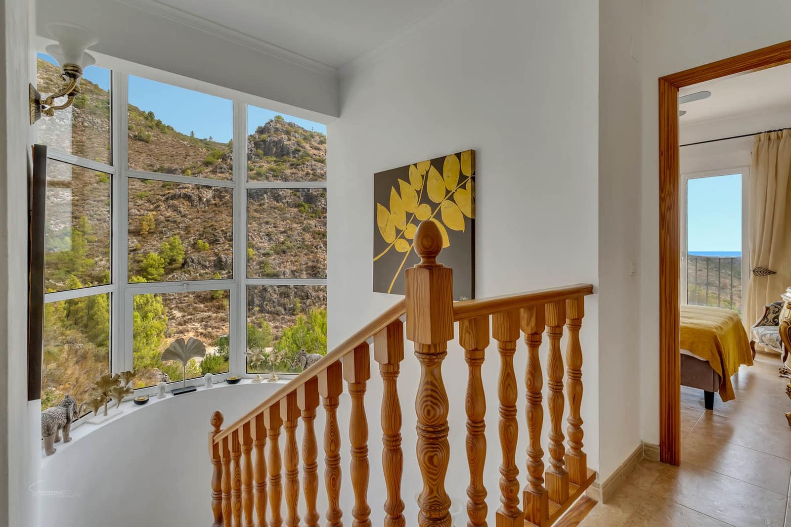 5 bedroom Villa for sale in Pego with garage - € 725,000 (Ref: 9484292)