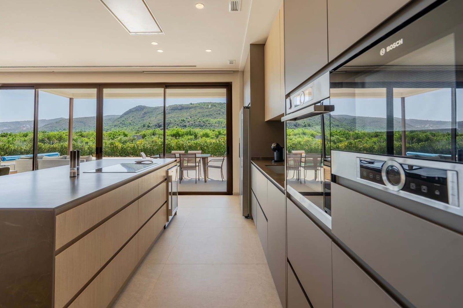 3 bedroom Villa for sale in Beniarbeig with garage - € 875,000 (Ref: 9484295)