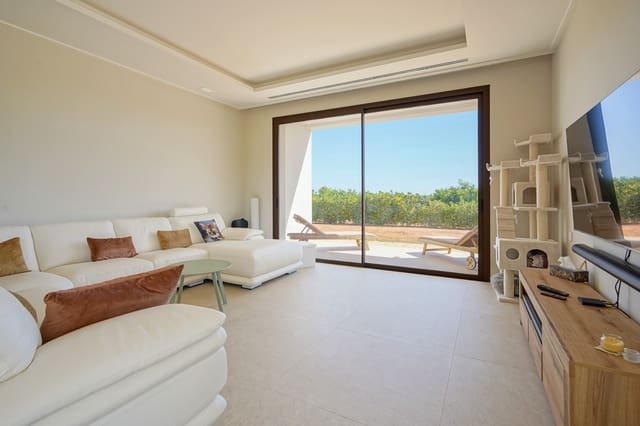 3 bedroom Villa for sale in Beniarbeig with garage - € 875,000 (Ref: 9484295)