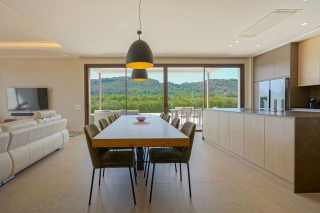 3 bedroom Villa for sale in Beniarbeig with garage - € 875,000 (Ref: 9484295)