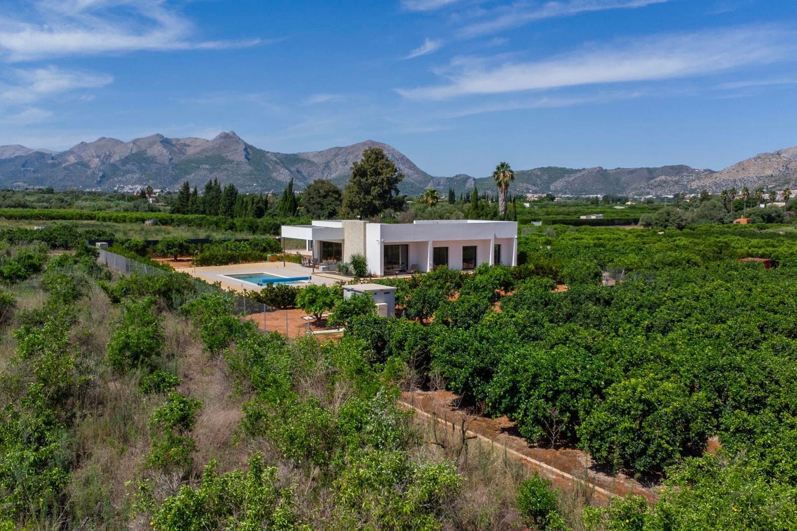 3 bedroom Villa for sale in Beniarbeig with garage - € 875,000 (Ref: 9484295)