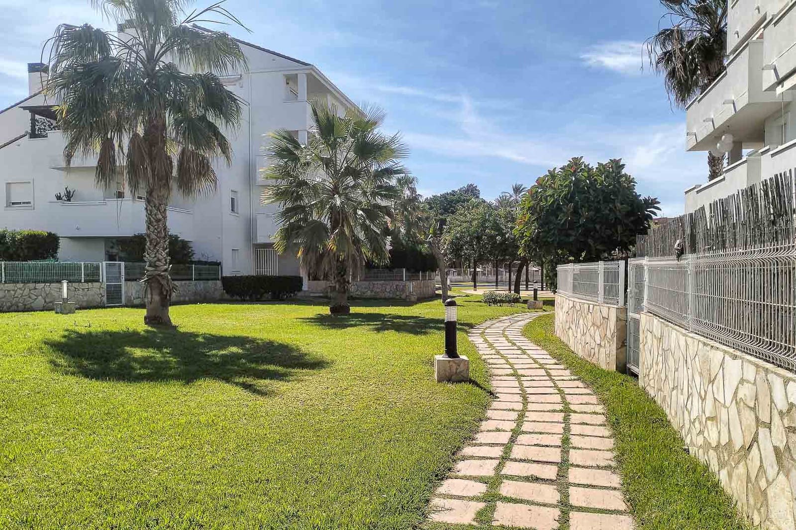 Ático de 2 habitaciones en Dénia en venta con garaje - 285.000 € (Ref: 9484303)